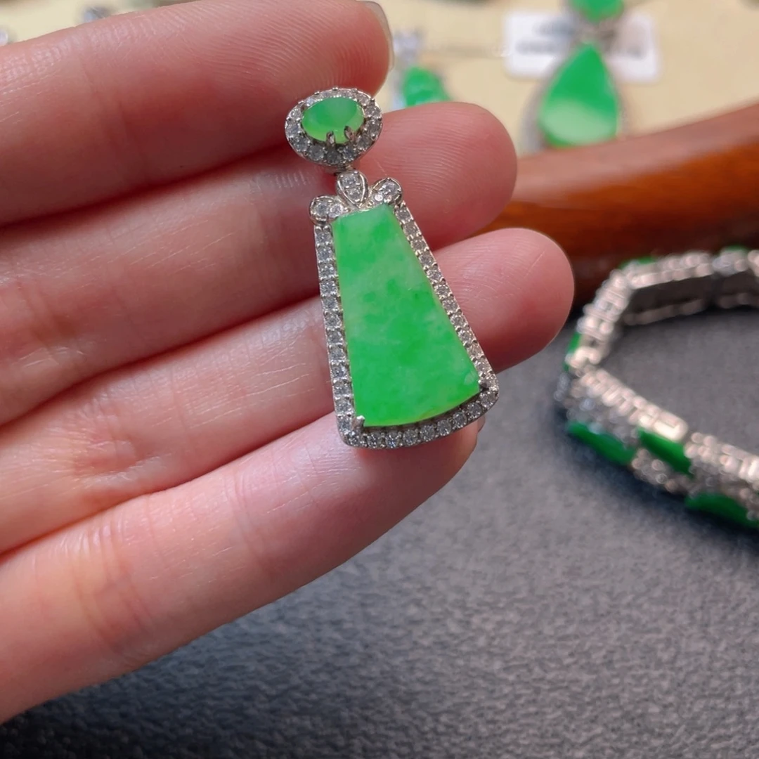 翡翠吊坠(不含链)银S925镶嵌