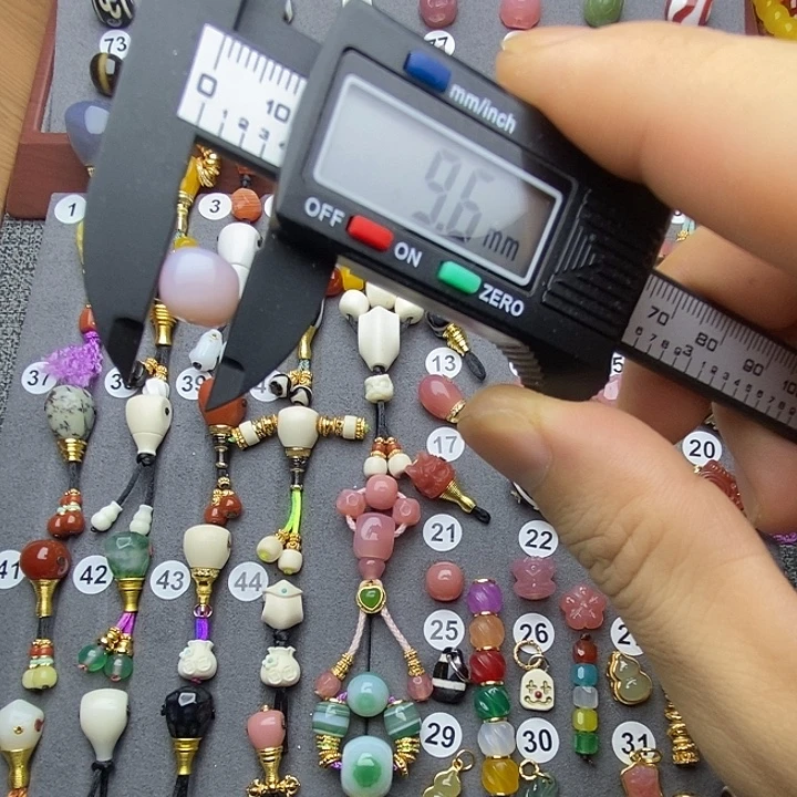 玛瑙/玉髓未镶嵌佩珠