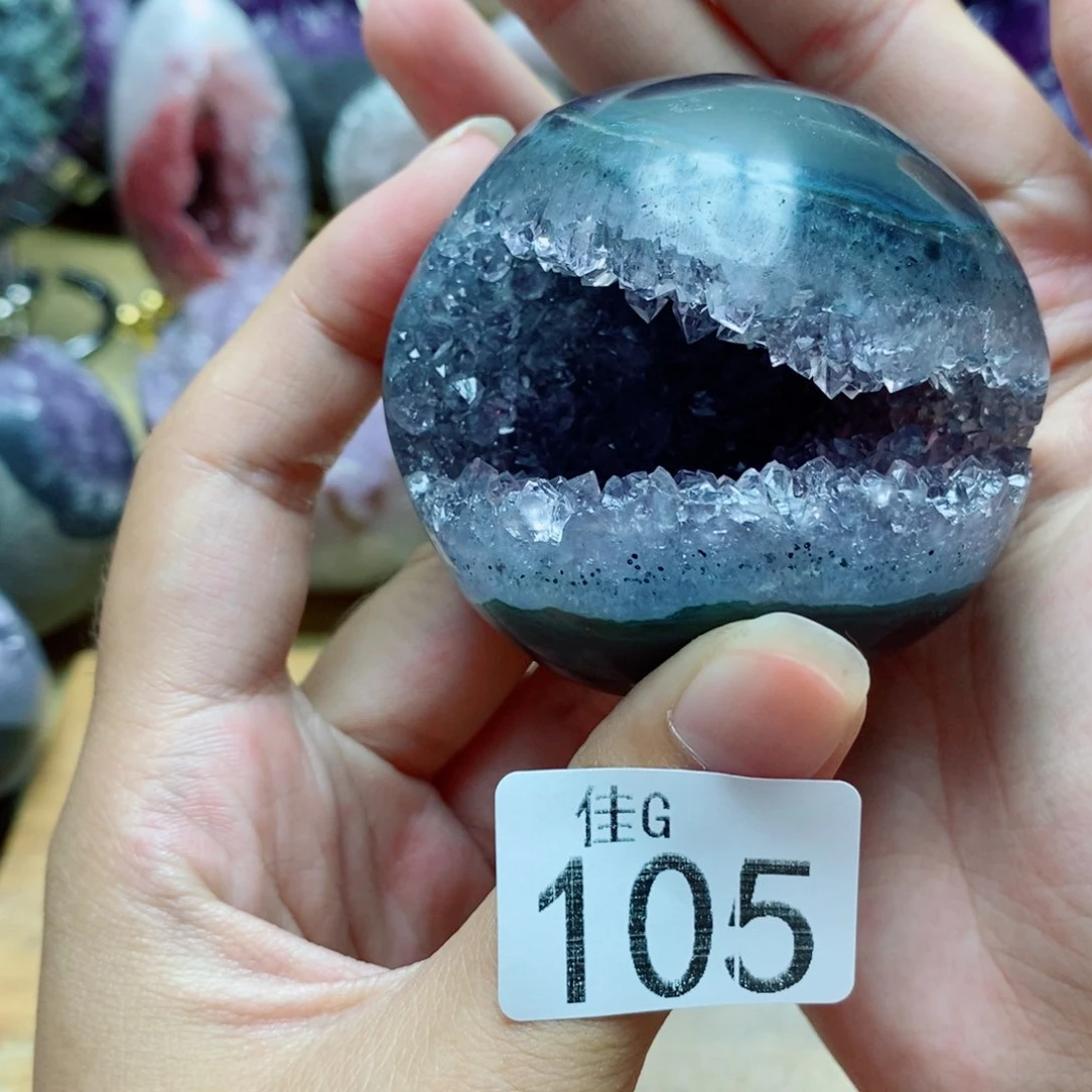 未镶嵌水晶大型摆件（非配饰）