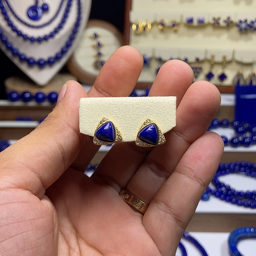 风***麦银S925镶嵌青金石三角耳钉