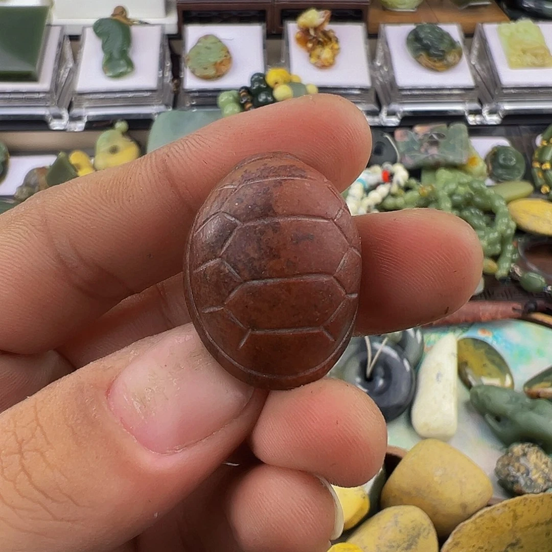 情***家未镶嵌岫岩河磨玉（透闪石质玉）把件