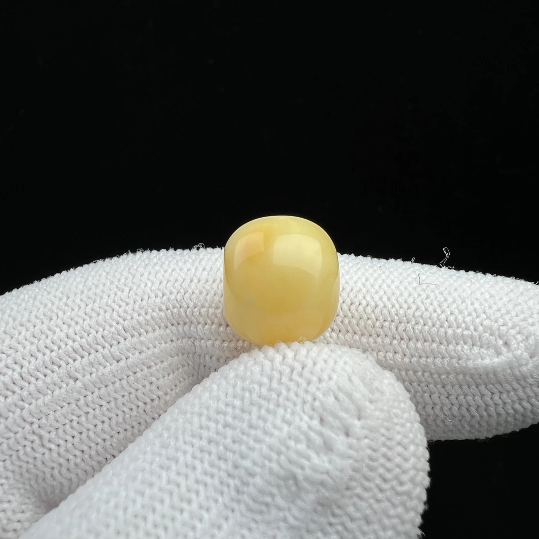 J2335天然原矿蜜蜡墩子11.9*10.2mm支持复检
