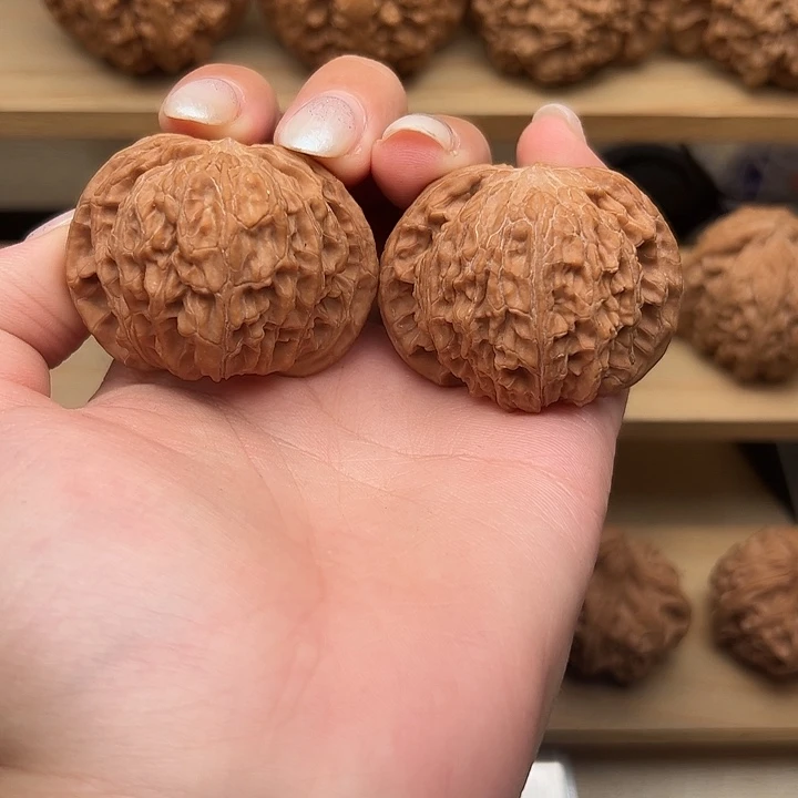 若***愚文玩核桃把件45尺全品磨盘