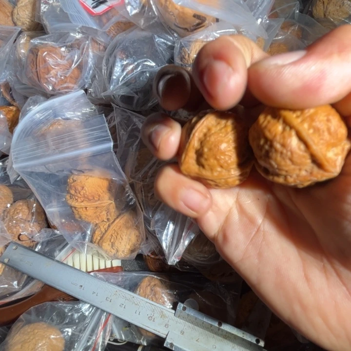 吊坠文玩核桃滇西100