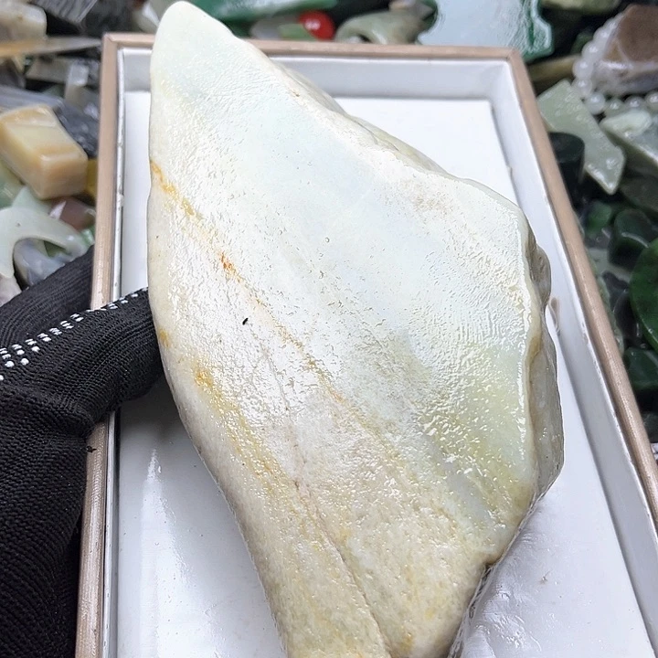 和田玉（糖玉）非和田玉边角料9K金镶嵌阿*