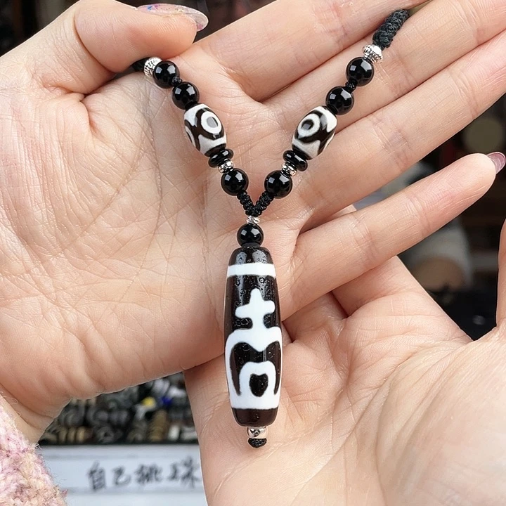 玛瑙/玉髓颈饰合金