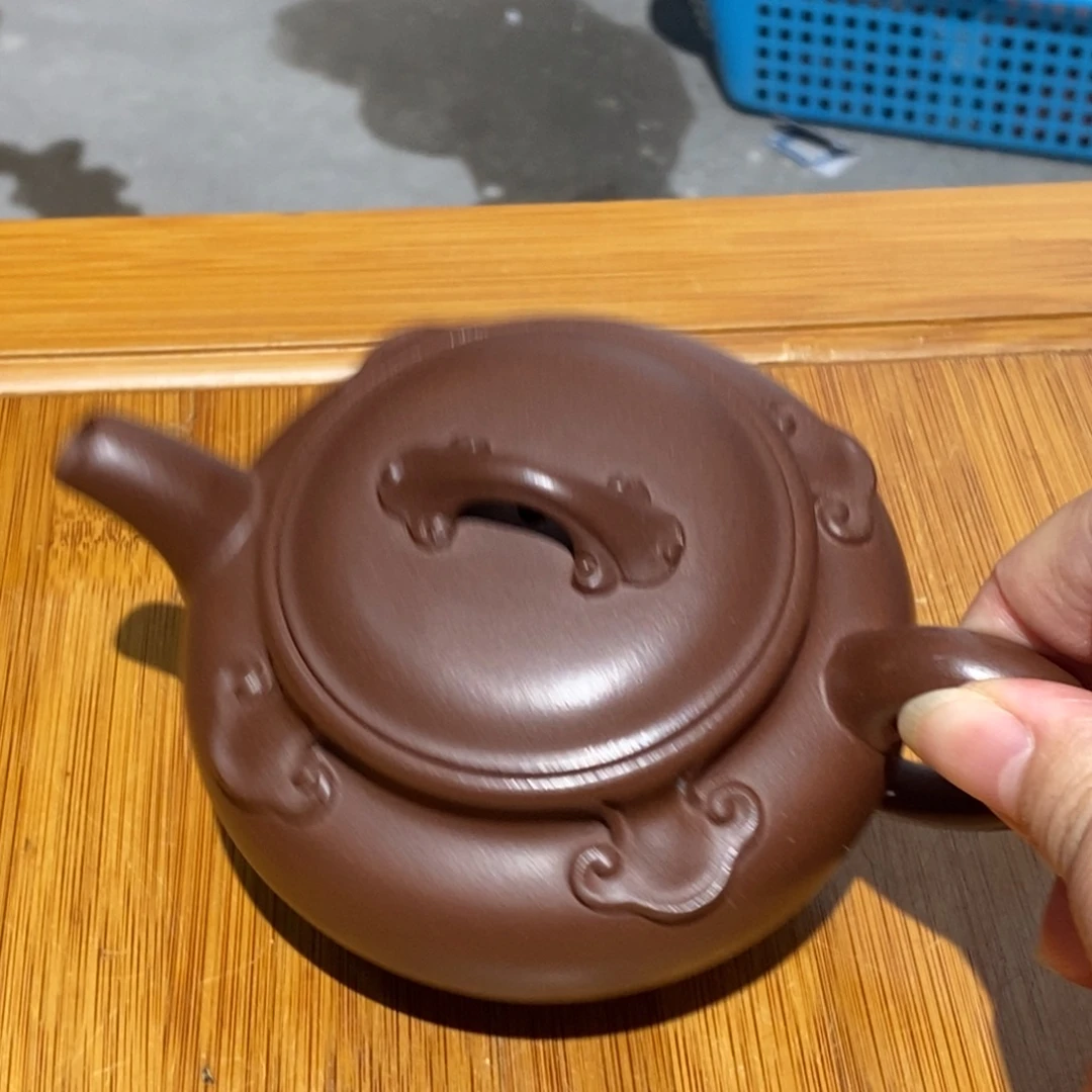 茶壶紫砂紫砂壶。紫砂壶？紫砂壶