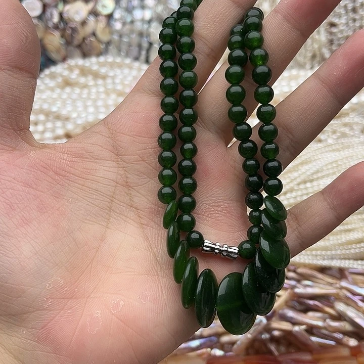 玛瑙/玉髓未镶嵌珠宝半成品一条碧玉圆片项链