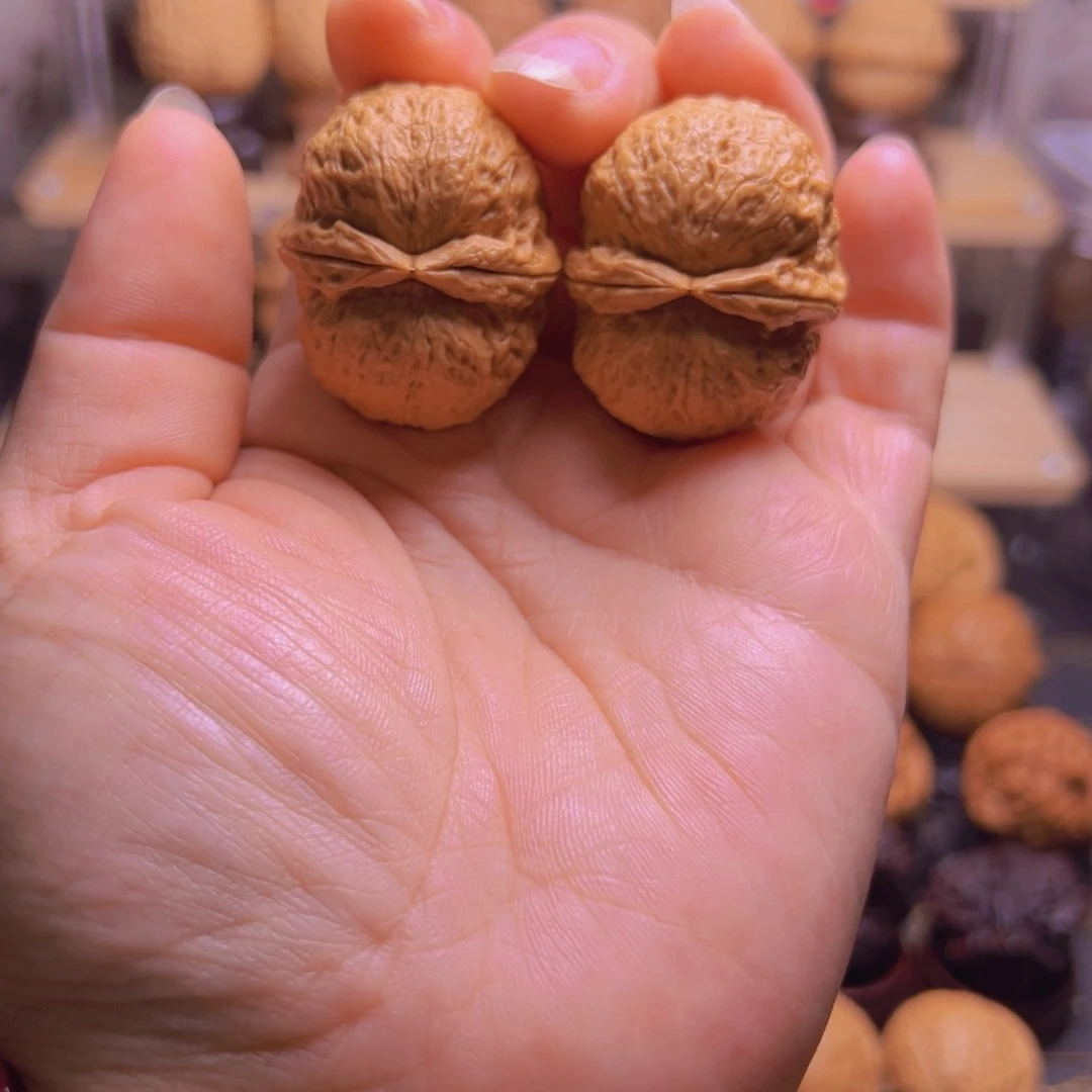 吊坠文玩核桃69w粗筋元宝37尺