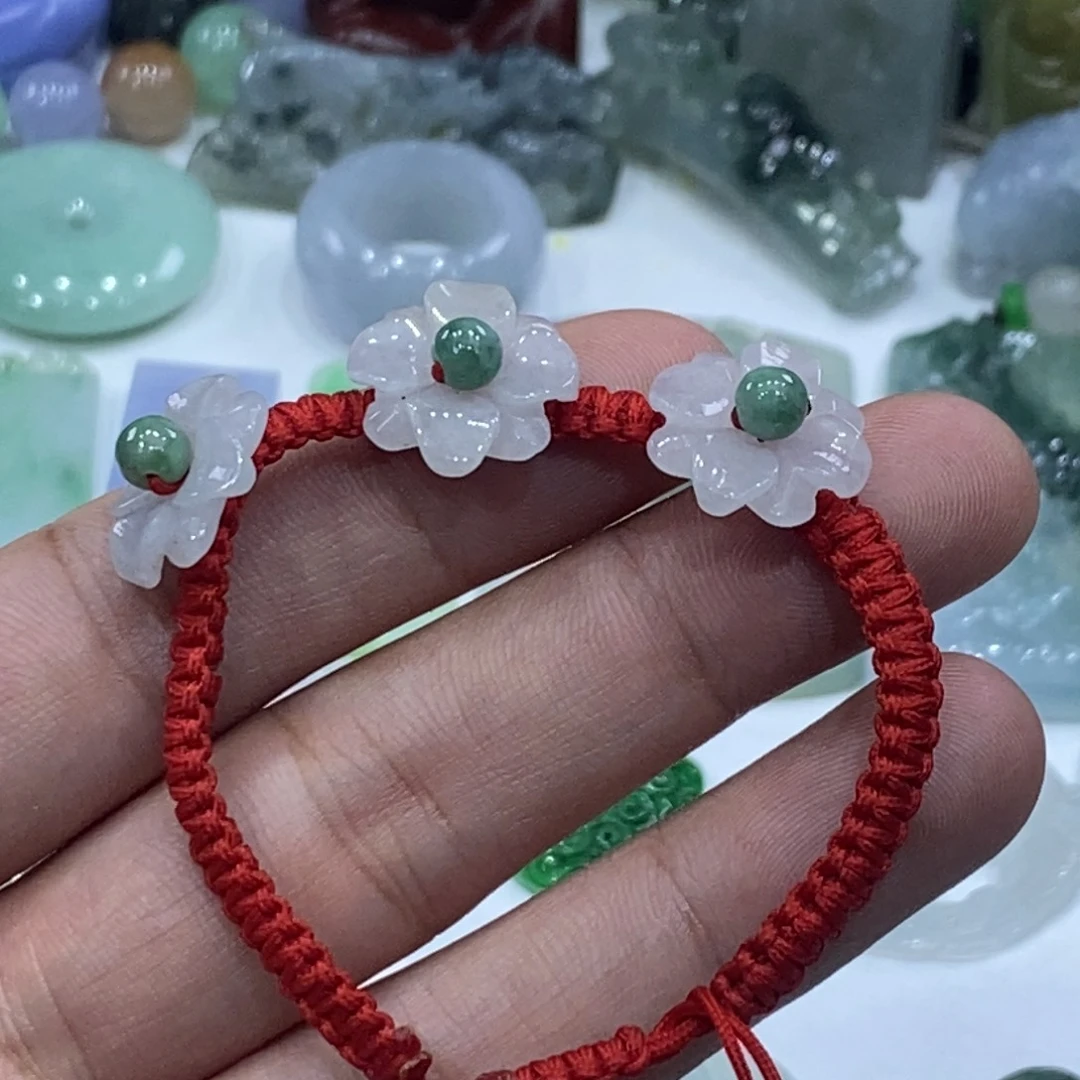 翡翠未镶嵌手绳花朵
