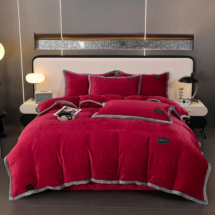 牛奶绒四件套纯色升级款加厚保暖8-9斤A类四件套床上用品床单被套