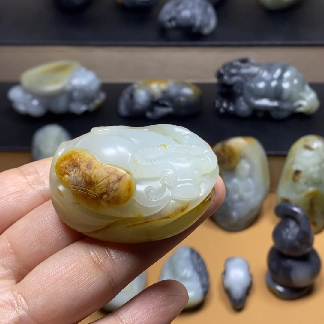 颈饰未镶嵌和田玉西*仑