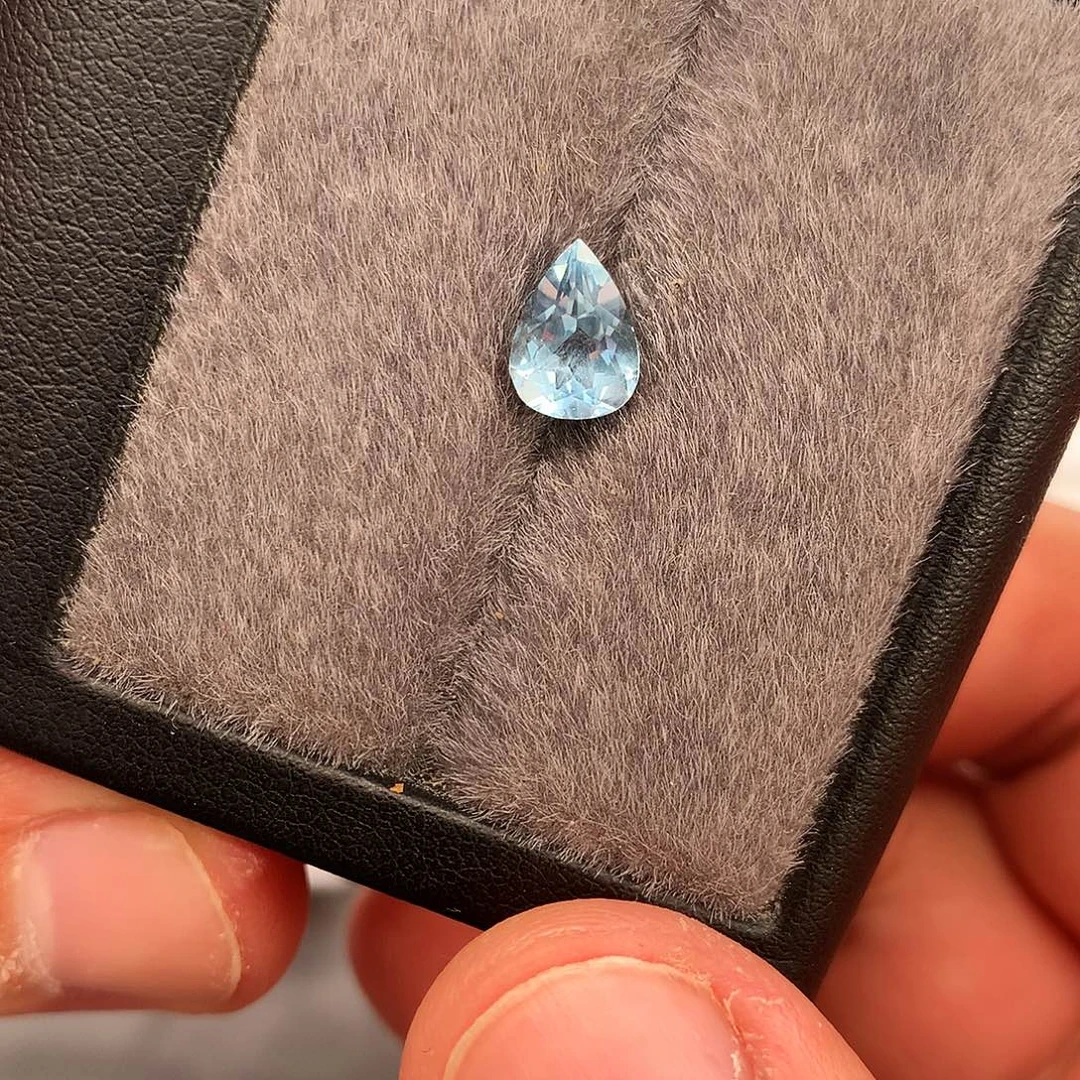 绿柱石裸石1/800远