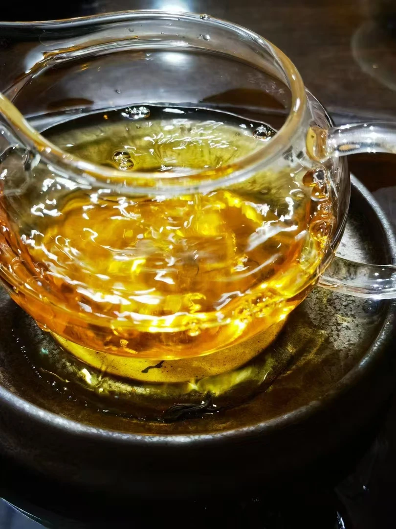 滇南茶仓同意链通13号冰岛南破散料