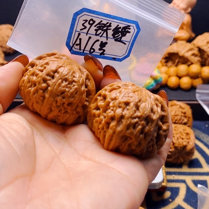吊坠文玩核桃铁锤