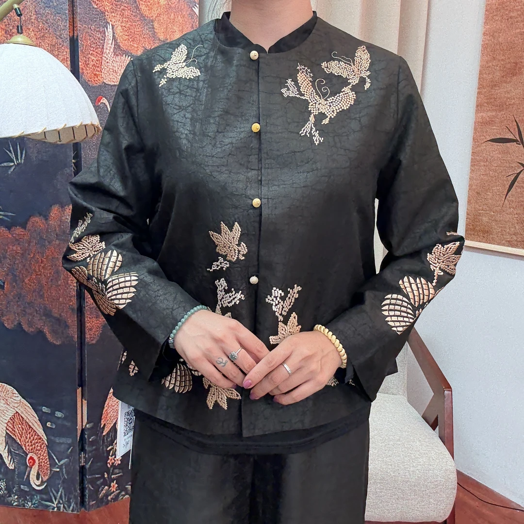 38925秋季新款100%桑蚕丝龟裂纹重工手绣高端气质香云纱提花外套