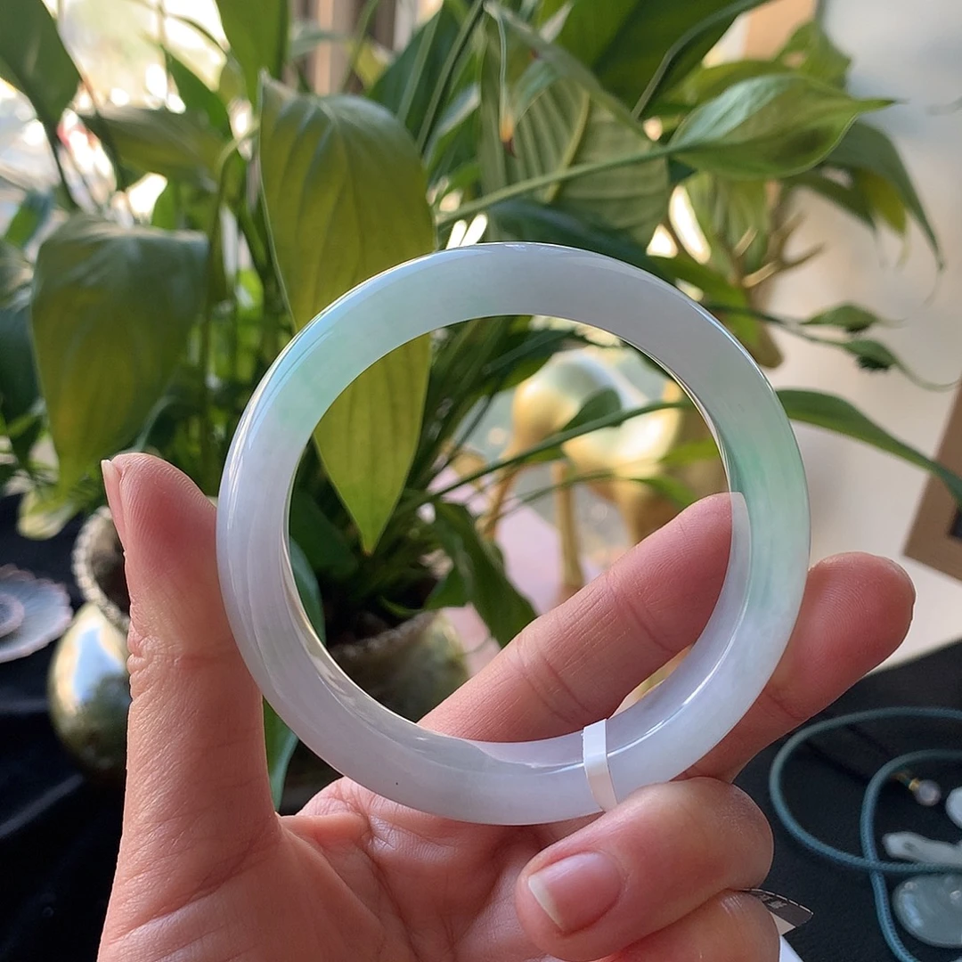翡翠未镶嵌手镯天然翡翠手镯