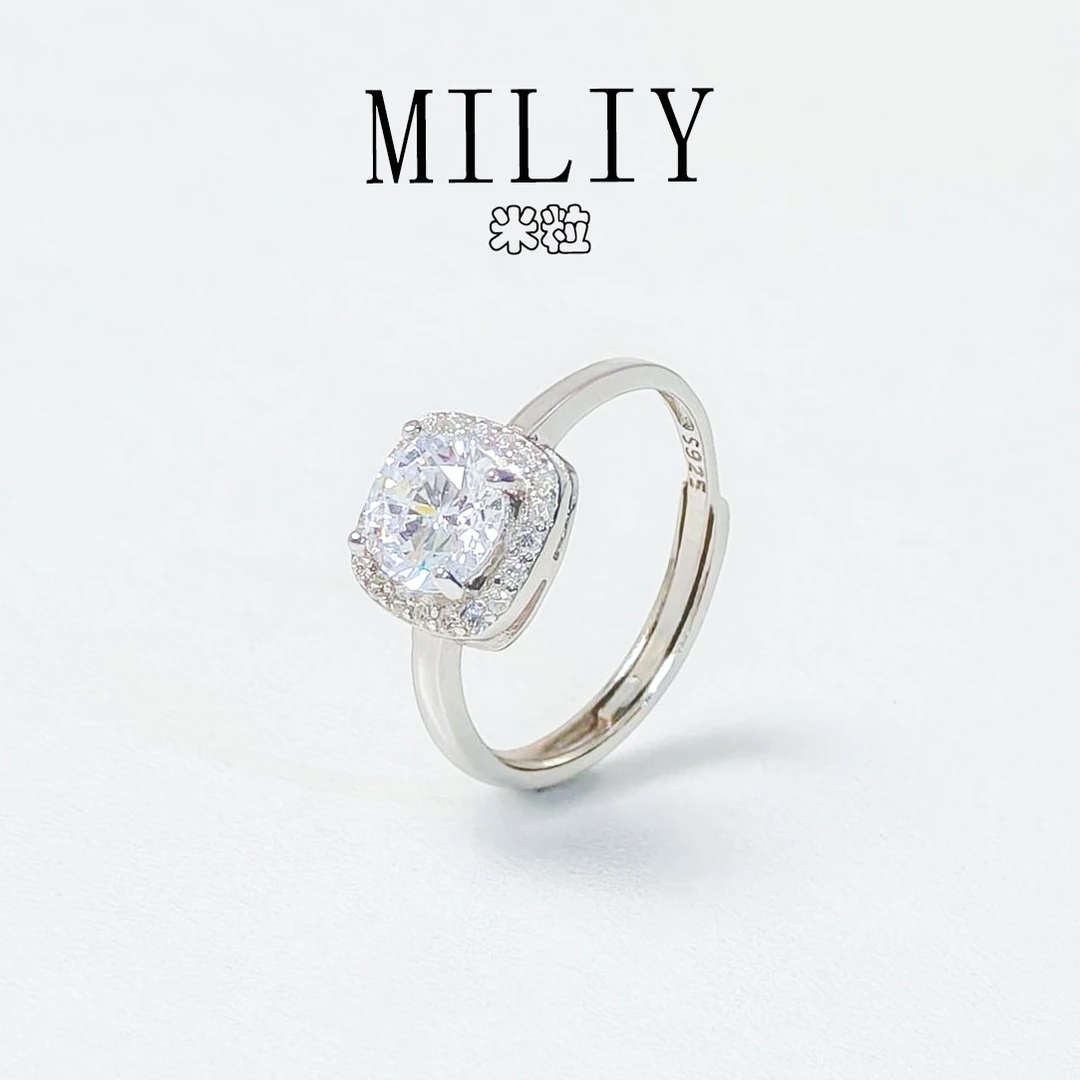 925银戒指 【Miliy】925银锆石莫桑钻戒指 1克拉方形多轻奢时尚戒指