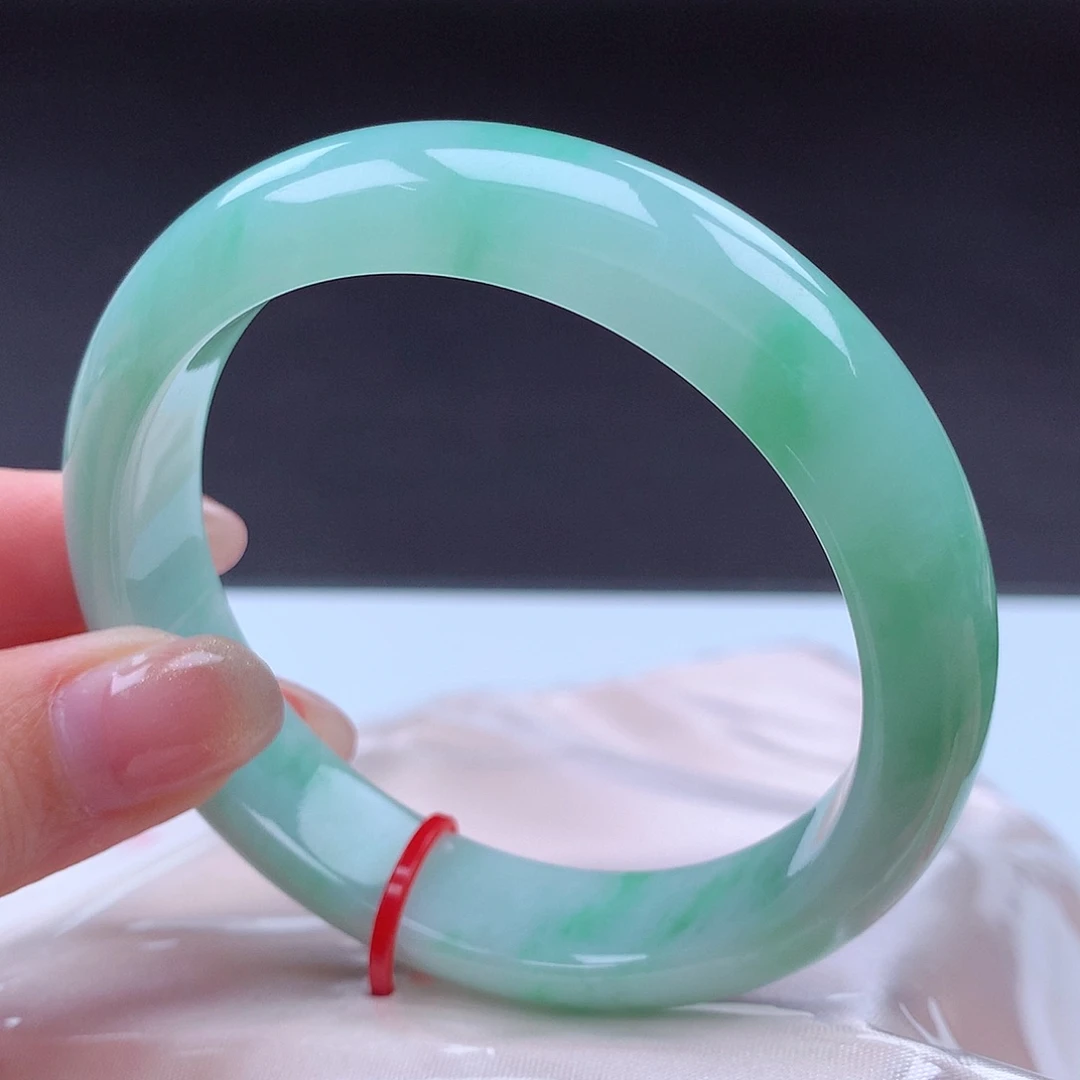 翡翠未镶嵌手镯002028 手镯