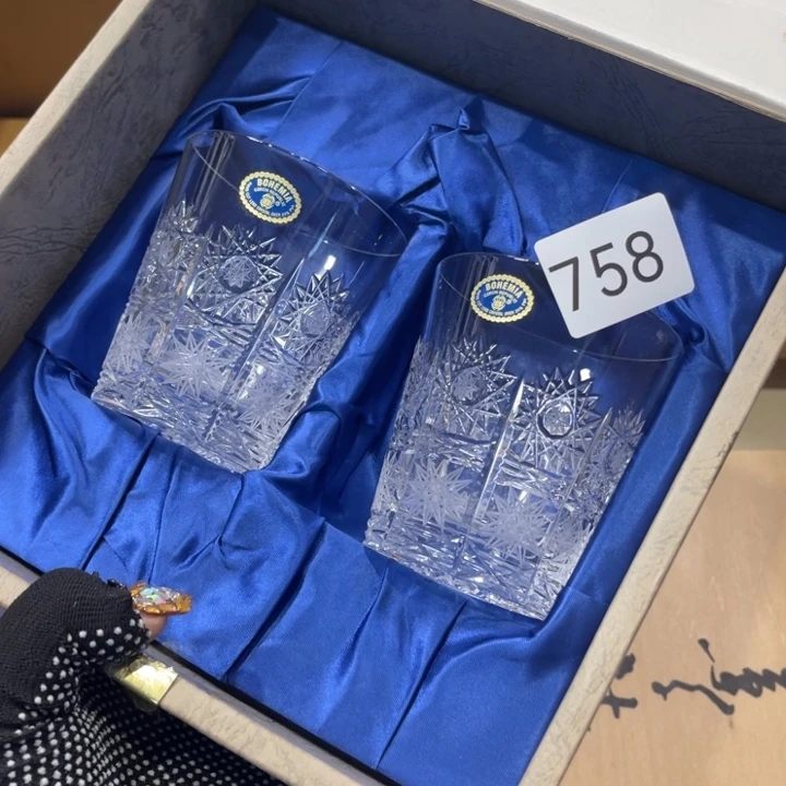 中古物品默认微瑕不退不换