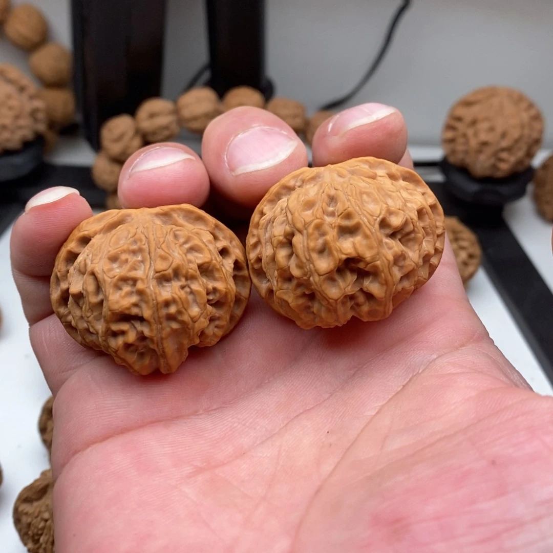 文玩核桃吊坠遥**先苹果园