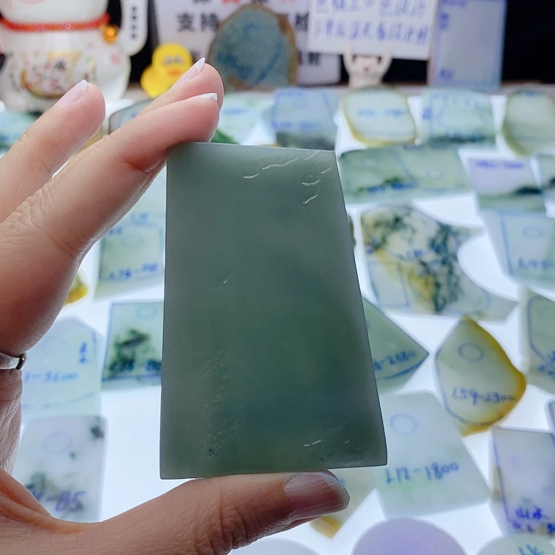 未镶嵌定制翡翠l****r翡翠