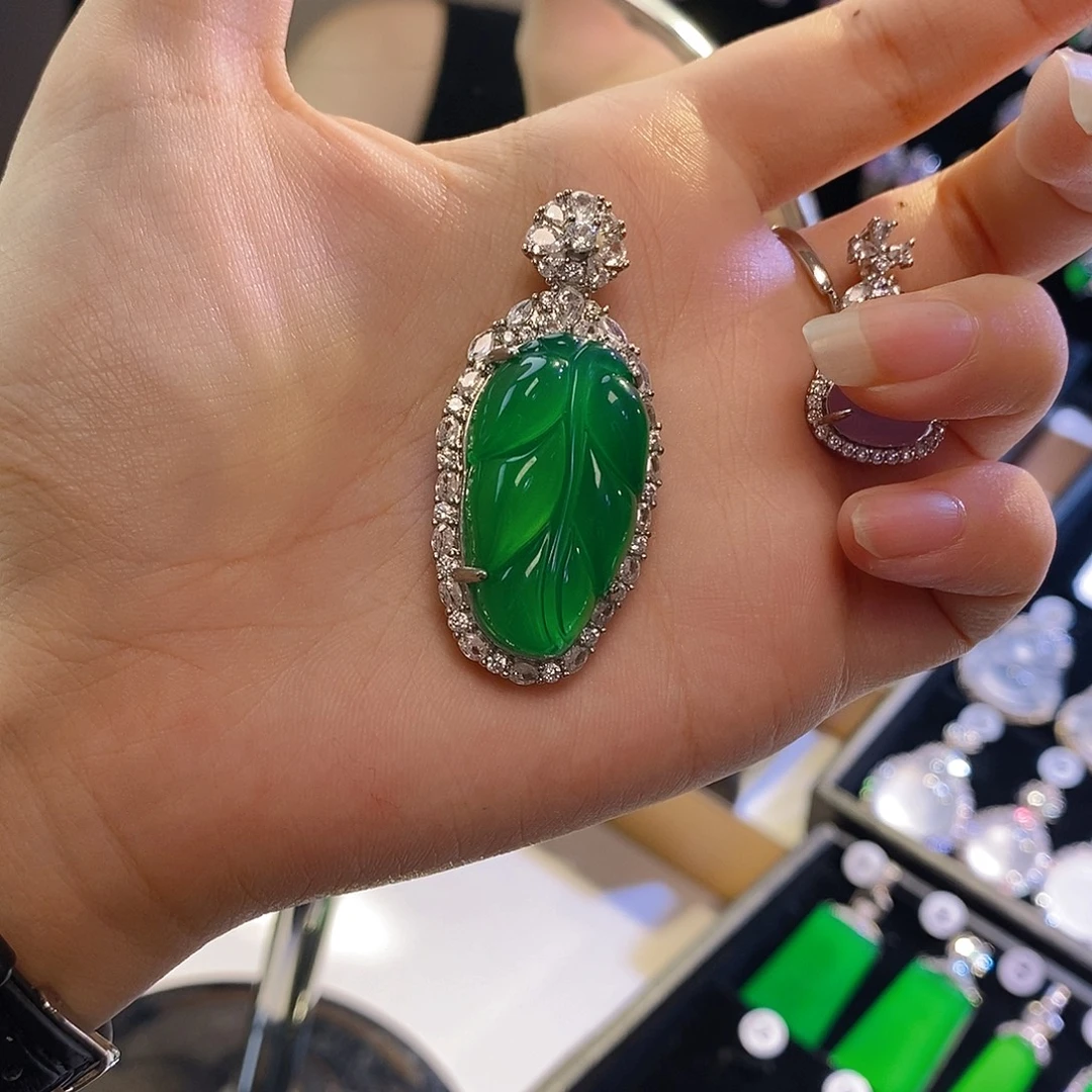 玛瑙/玉髓合金颈饰