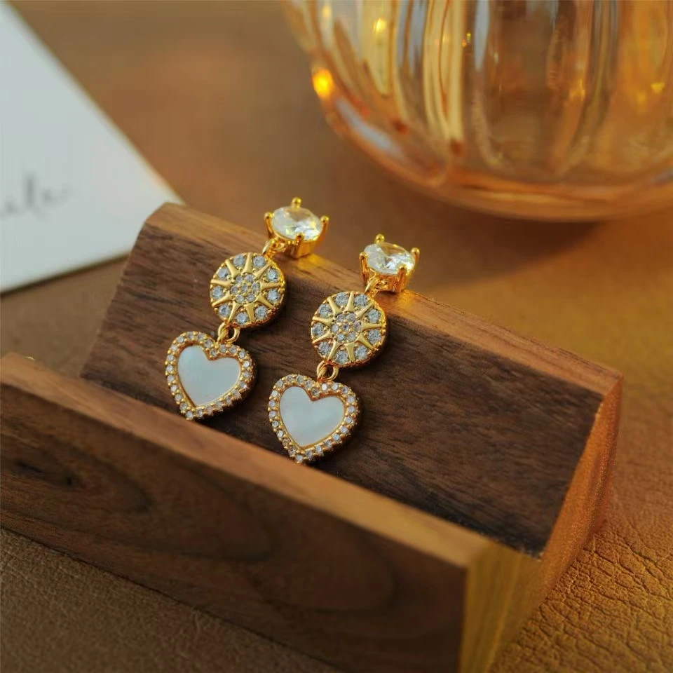 铜合金贝壳耳饰 A10031---耳环