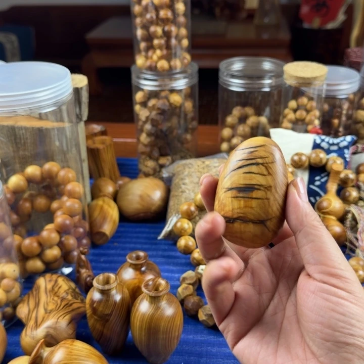 柏木（崖柏）北太行崖柏陈化虎皮手把