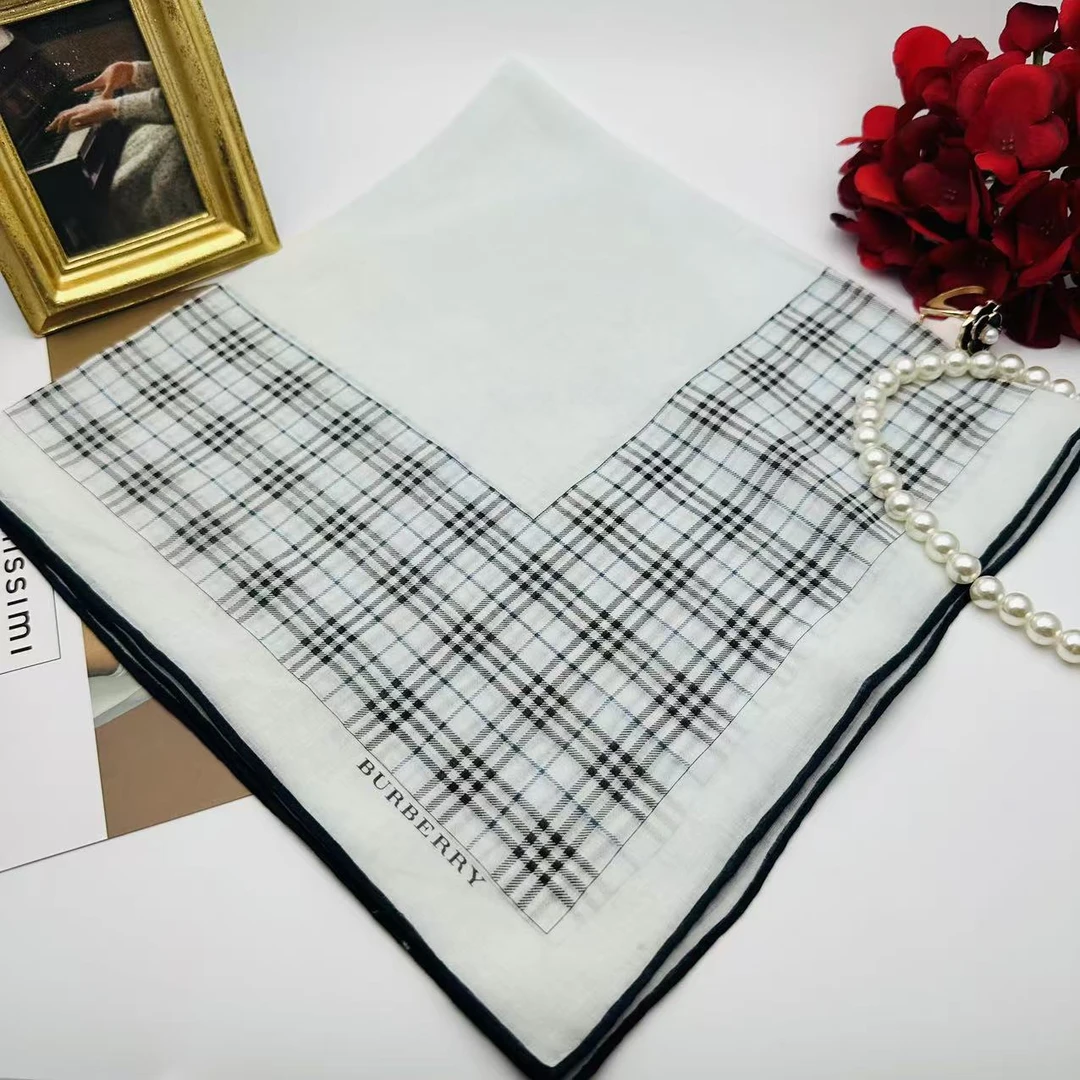 99新 BURBERRY/博柏利 海囤 巴宝莉 丝巾/yy02158