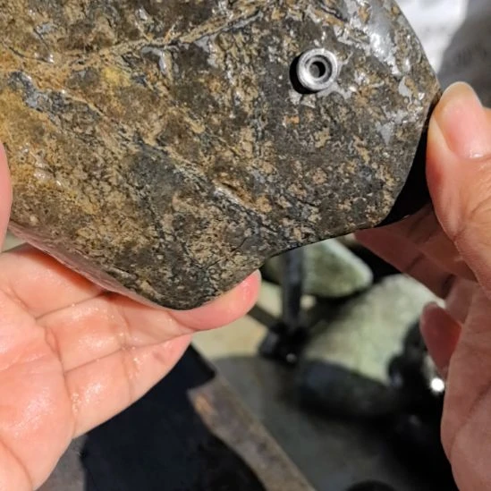 石材硫**幺藏玉药王石原石手把件一个