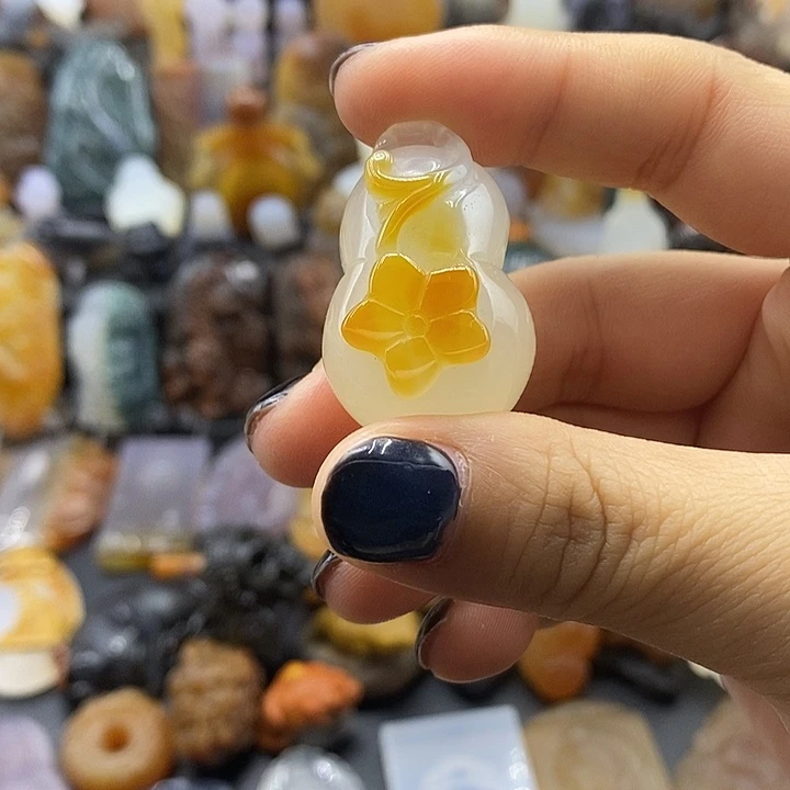 玛瑙/玉髓未镶嵌颈饰