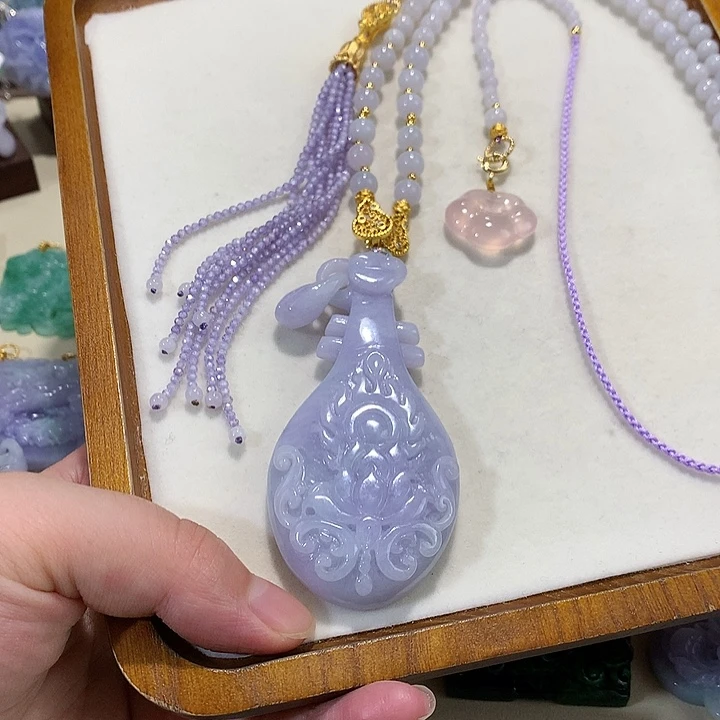 翡翠未镶嵌颈饰翡翠吊坠