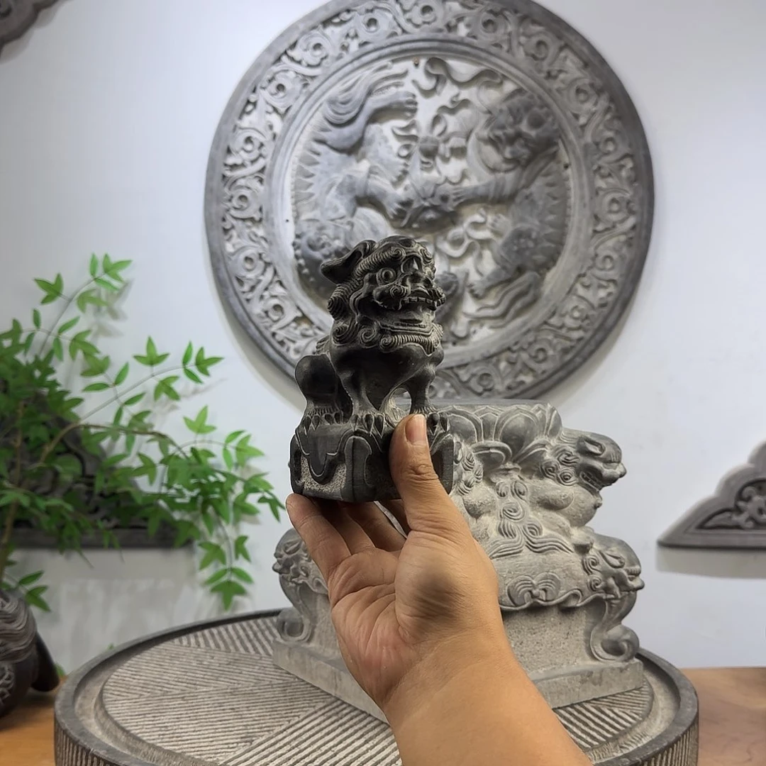 石材精工狮子摆件高度15厘米