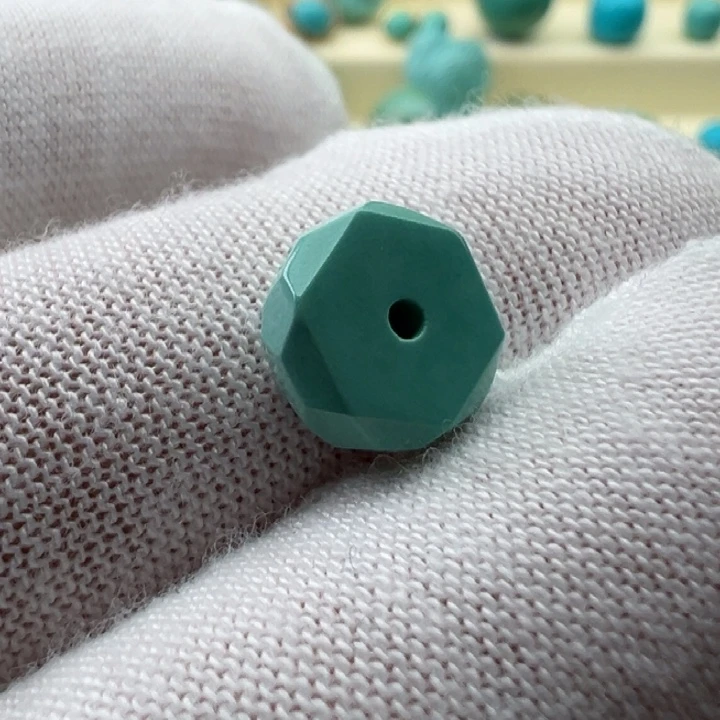 绿松石未镶嵌珠宝奇石9.2