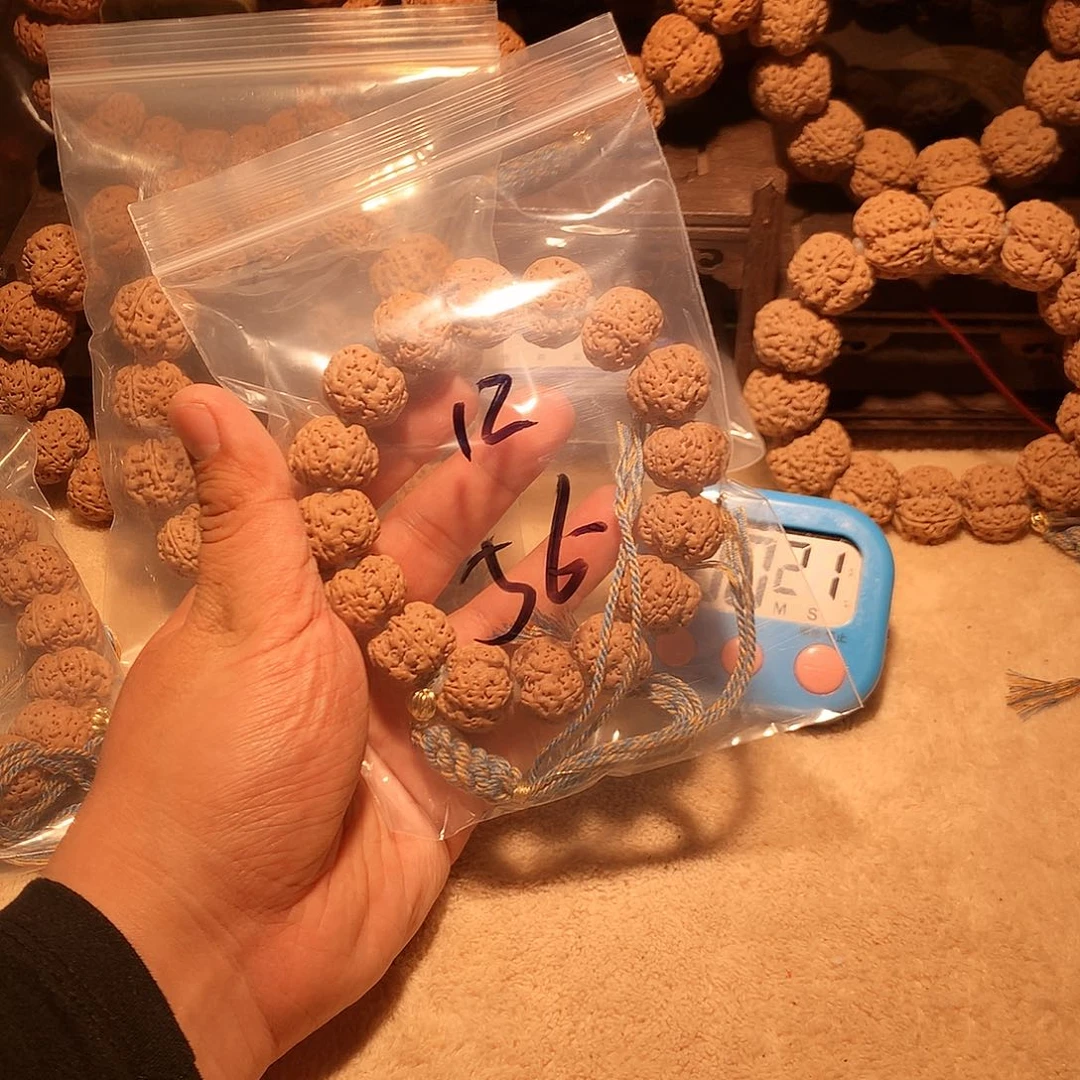 金刚菩提手串一***提12。       