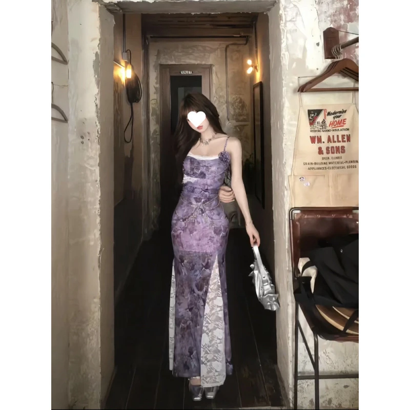 夏季甜辣妹洋气修身设计感吊带长裙子新款碎花蕾丝拼接仙女连衣裙