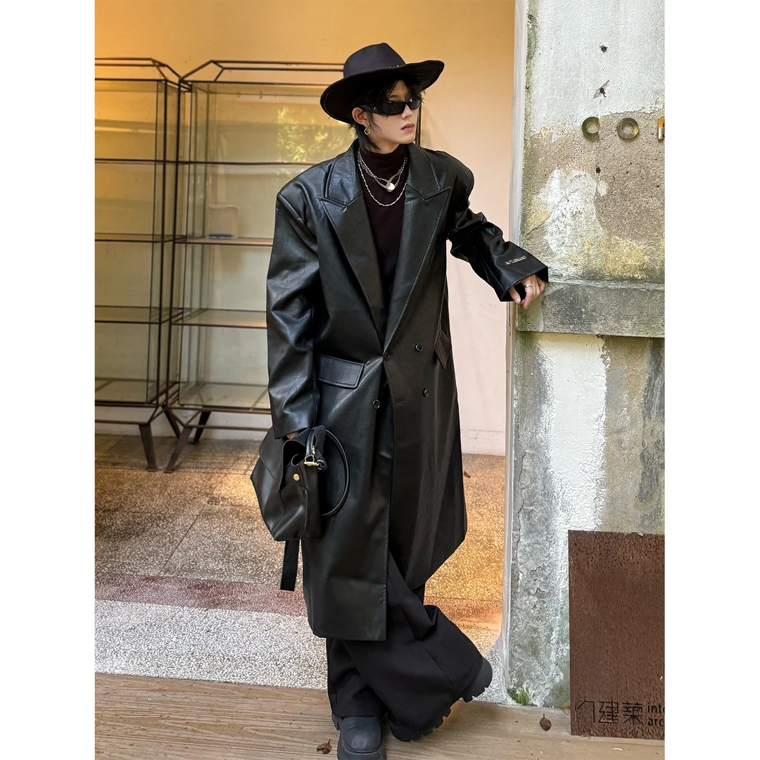 小众时髦黑色纹理廓形垫肩pu皮大衣男设计感显高个子长款过膝风衣