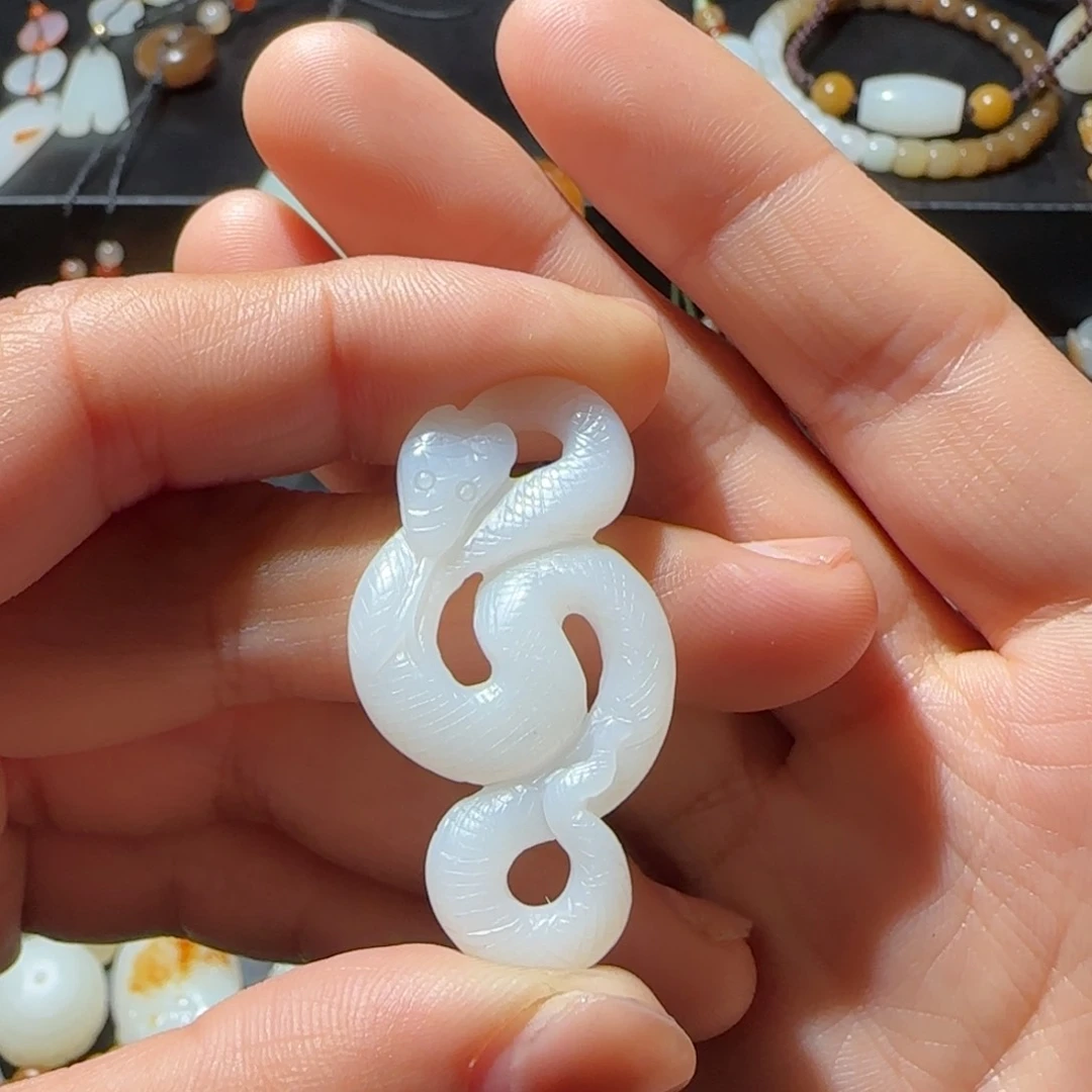 和田玉颈饰未镶嵌用****9