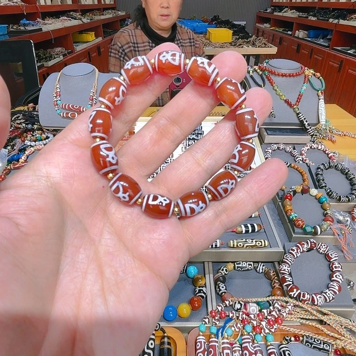 未镶嵌玛瑙/玉髓珠宝奇石