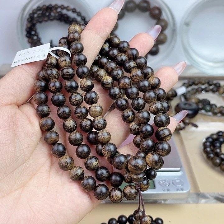 沉香手串水****区越南芽庄白奇玉化留疤嘤子虎斑