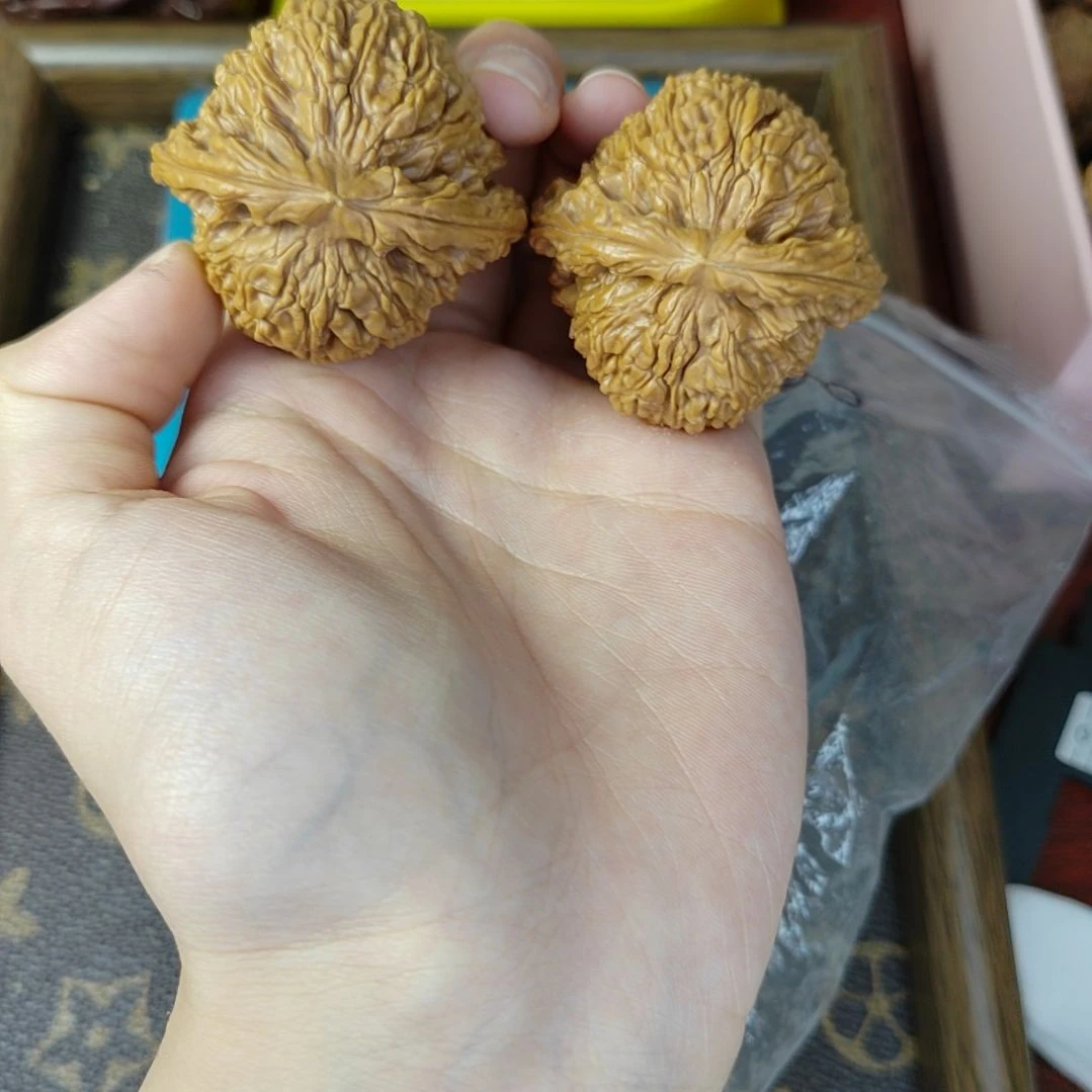 文玩核桃吊坠南疆石