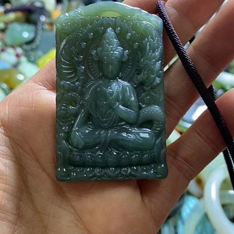 岫玉颈饰未镶嵌巳**意挂件