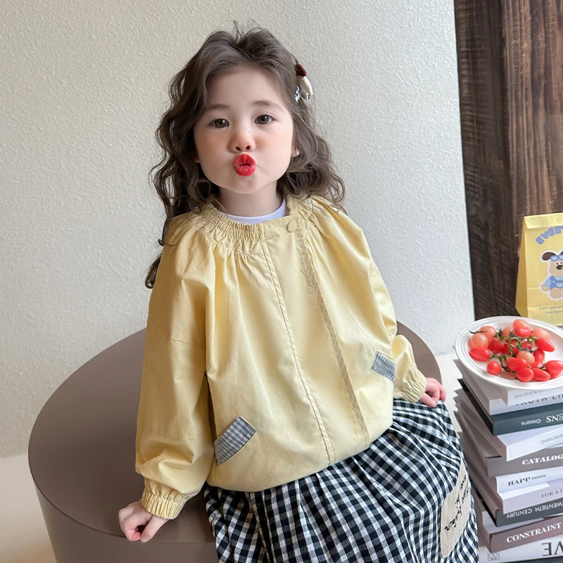 女童外套春秋2025新款儿童洋气春季女宝宝时髦休闲韩版可爱卡通