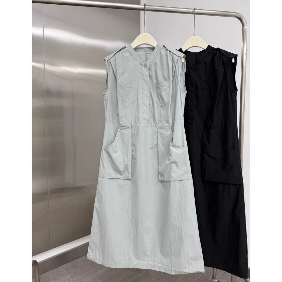 欧货2025夏季新款时尚V领无袖背心连衣裙女气质显瘦连衣裙