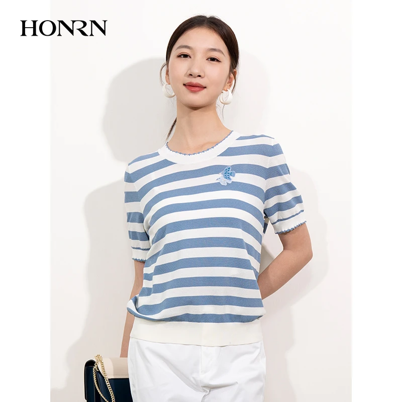 HONRN/红人蓝白色薄款条纹短袖圆领针织衫上衣女夏季HI22OM116