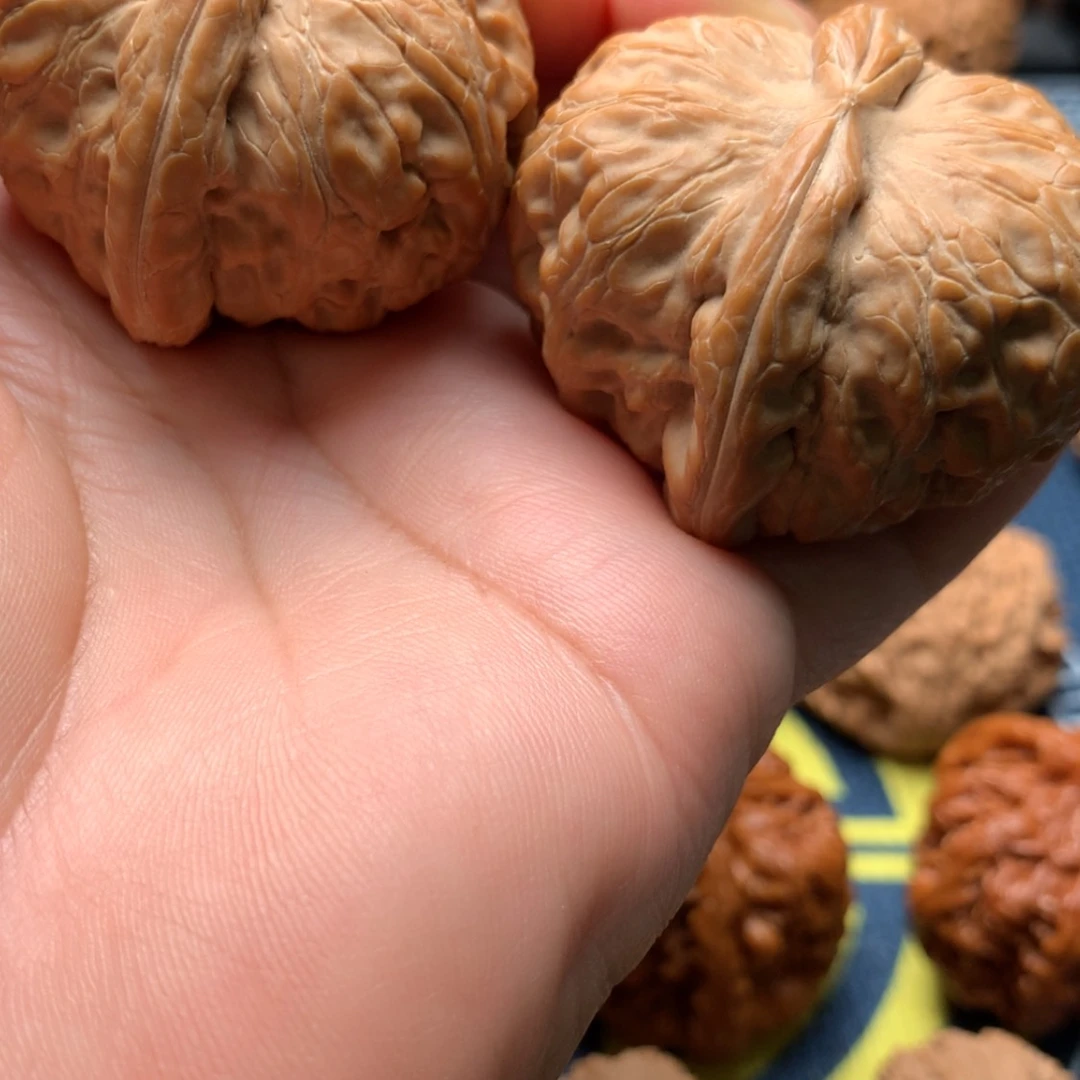 【闪购商品】把件文玩核桃清**月元宝45