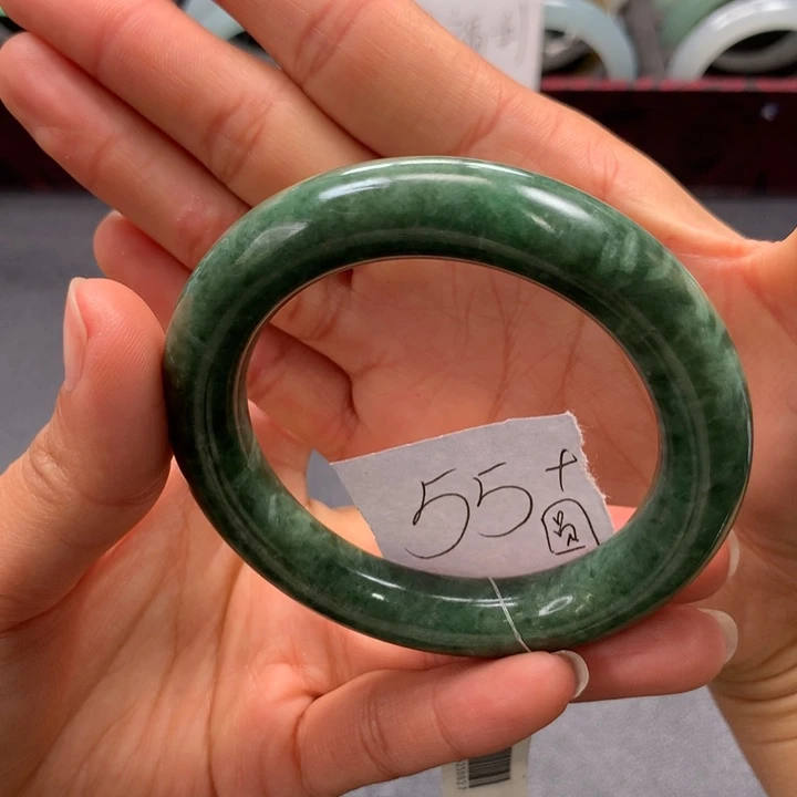 未镶嵌手镯翡翠手镯