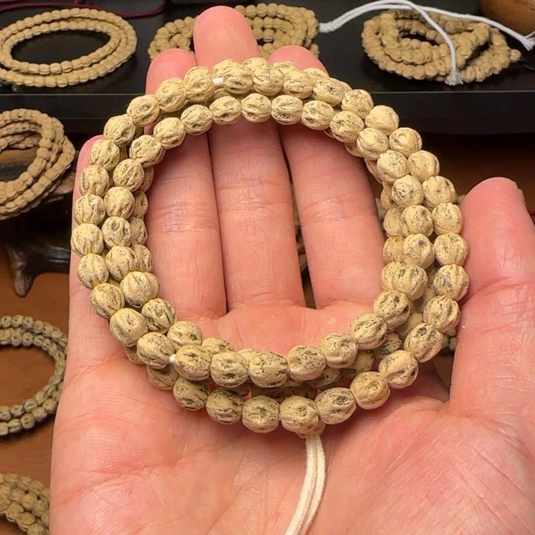 柏香籽/百香籽手串?*月