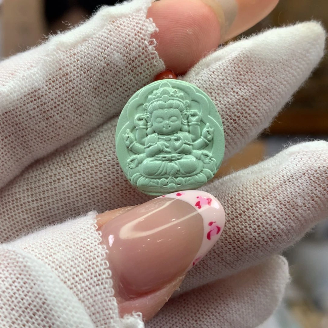 绿松石未镶嵌挂件